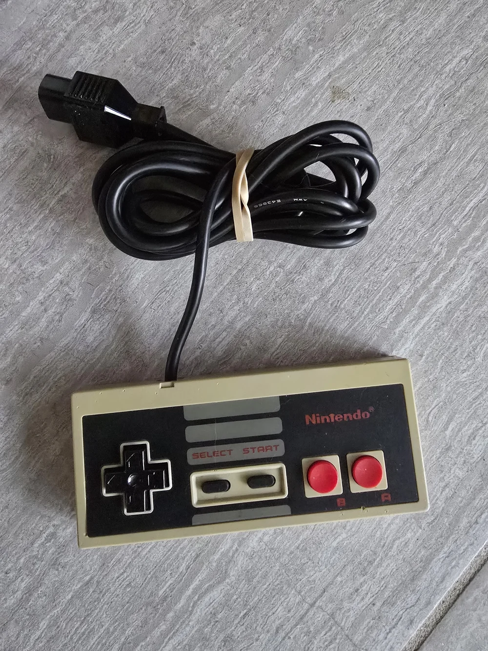 Nintendo Bundle 1 Controller And Game